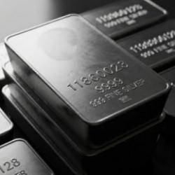 Gümüşte tarihi çöküş: 1980'den bu yana en sert düşüş yaşanıyor