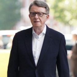 Son dakika: İngiltere'de Epstein depremi! 'Özür diliyorum' diyerek istifa etti