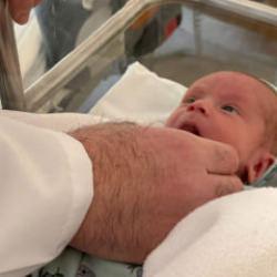 Milyonda bir görülüyor! Diyarbakır'da doktorlar bebek için zamanla yarıştı