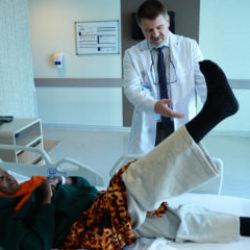 Tüberkülozun yıktığı omurgayı Türk doktorlar inşa etti