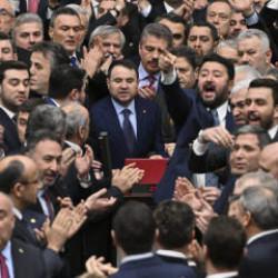 Ne diyeceği merak ediliyordu! Akın Gürlek Meclis'teki kavgaya ilişkin ilk kez konuştu