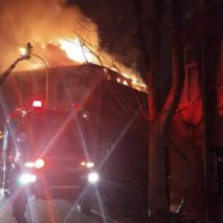 Üsküdar’da 7 katlı binada korkutan yangın