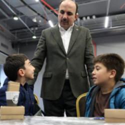 Başkan Altay, 'Bilimle Keşfediyorum' projesinde öğrencilerle buluştu