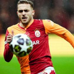 Galatasaray'ın yıldızı için dünya devlerinin scoutları derbiye geliyor!