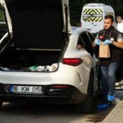 Patronunun boğazını keserek öldürdü! 38 milyonluk çek hâlâ kayıp 