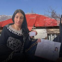 Hakkari'de 40 yıldır 'vatansız kişi kimlik belgesi' ile yaşıyorlar