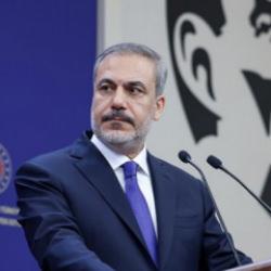 Türkiye'den son dakika 'barış' diplomasisi! Bakan Fidan'dan telefon trafiği