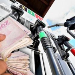 Akaryakıtta yeni formül: Artışın yüzde 75’i vergiden karşılanacak