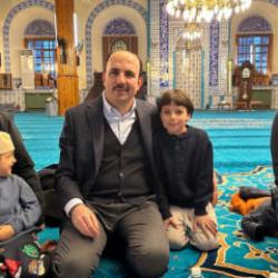 Başkan Altay Kapı Camii’ndeki “Ümmet İftarı”nın bereketine ortak oldu