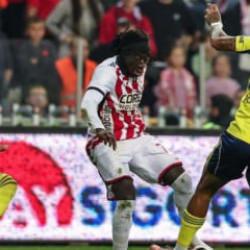 Fenerbahçe-Samsunspor mücadelesinin VAR hakemi belli oldu!