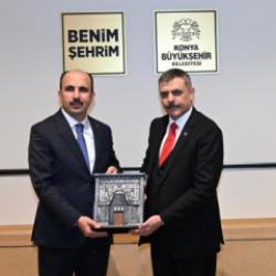 İçişleri Bakanı Çiftçi Başkan Altay’ı ziyaret etti