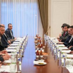 Fast-food zincirleri için yeni önlemler: Ramazan ayında israfsız sofralar kurulacak