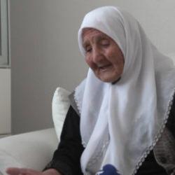 Torununun torununu gördü! Şemsi ninenin yaşını öğrenen şoke oluyor 