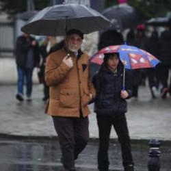 Türkiye bayramı yağmurlu geçiriyor! Yağışlar ne kadar sürecek? Meteoroloji tarih verdi