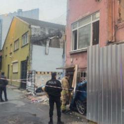  Beyoğlu'nda yangın faciası: 2 yaşında bir bebek öldü!