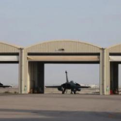 Uydu görüntüleriyle ortaya çıktı! BAE'deki Dafra Hava Üssü'nde ağır hasar!