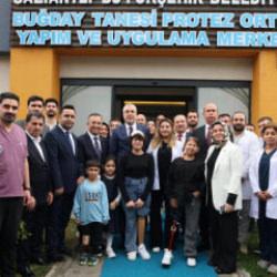 Bakan Işıkhan, Buğday Tanesi Protez Ortez Yapım ve Uygulama Merkezi’ni ziyaret etti