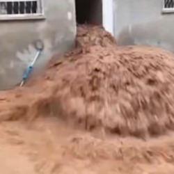 Şanlıurfa’da selin vurduğu evdeki kiracı anlattı: Canımızı zor kurtardık