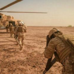 Eski CENTCOM Komutanına göre, ABD İran'da 'kara harekatını yıllardır değerlendiriyor'