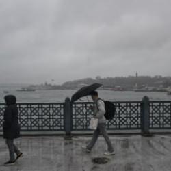 İstanbul'da yağışlar sürecek mi? Meteoroloji'den 14 ilde sarı uyarı: Kuvvetli kar geliyor