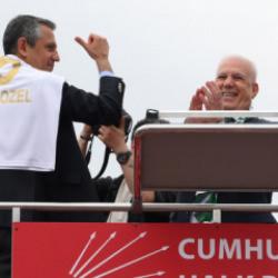 Ruhsat için lüks daire, emsal artışına araç filosu: Bursa'da 'yolsuzluk ağı' kurmuşlar