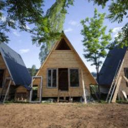 Tarım arazilerindeki kaçak yapılara yıkım kararı alındı, fırsatçılar ortaya çıktı