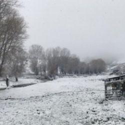 İzmir'e mayıs ayında kar yağdı! Meteoroloji uyarmıştı: Kış geri döndü