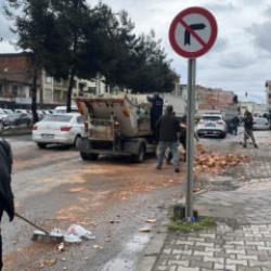 Samsun’da akılalmaz kaza: Eşine yardıma koşarken tonlarca tuğlanın altında kaldı!