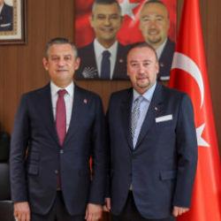 Özkan Yalım Özgür Özel'i ele verdi: 'Durbay'la otelimde görüştü, babasına araba aldım'