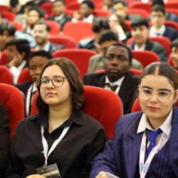 55 ülkeden 200 öğrenci GAZIMOIC 2026’da bir araya geldi
