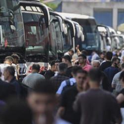 Otobüslerde koltuklar doldu, ek seferler devrede: Bayramda bilet fiyatlarına %25 zam!