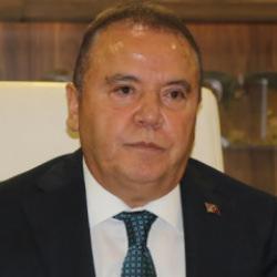 CHP'den Muhittin Böcek'e istifa baskısı