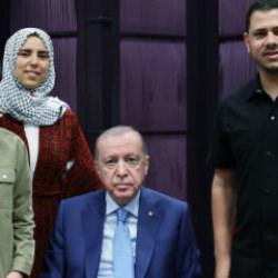 Cumhurbaşkanı Erdoğan, Gazzeli Ebu Cezer ve ailesini kabul etti