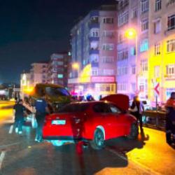 Avcılar'da alkollü sürücü dehşeti: 5 araç birbirine girdi