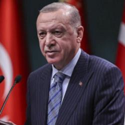 Cumhurbaşkanı Erdoğan, vefatının 43. yılında Necip Fazıl Kısakürek'i andı