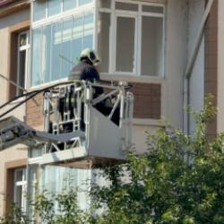 Karabük'te bir genç evinin balkonunda asılı halde bulundu