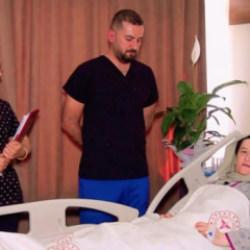 Karın ağrısı ve şişkinlik şikayetiyle hastaneye gitti! Vücudundan dev miyom çıkartıldı