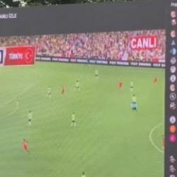 Milli maç sandılar, dakikalar sonra fark ettiler! Binlerce kişiyi şoke eden görüntü
