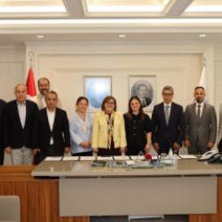 Gaziantep'te Tadım, İpek Yücel Sanat ve Eğitim Merkezi için imzalar atıldı 