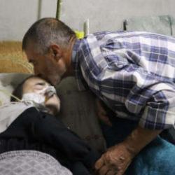 Hasta oğluna 40 yıldır bakan baba: Ben ödükten sonra ona kimin bakacağını düşünüyorum