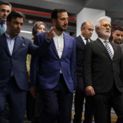 Tamer Karadağlı'dan Bağcılar'a tiyatro yorumu: Süper