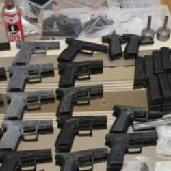 İzmir'de suç örgütlerine operasyon: 38 gözaltı