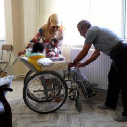 İki evladını kaybeden çift, yüzde 100 engelli Recep'e ana-baba oldu