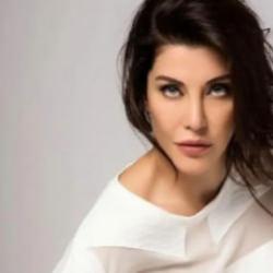 Deniz Akkaya gözaltına alındı