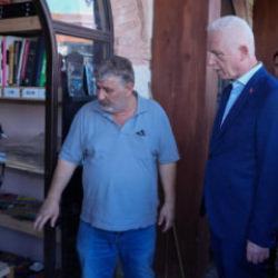 İstanbul Valisi Davut Gül'den sağanak sonrası esnafa ziyaret: 'Zararı karşılayacağız'
