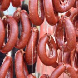 Ünlü sucuk ve kıyma markasında hile çıktı! Düğmeye basıldı