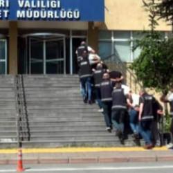 Yapay zekalı sınav sahteciliğine 6 ilde operasyon: 20 gözaltı
