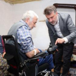 Vatandaşın talebine Başkan Vekili Biba'dan ev ziyaretiyle yanıt 