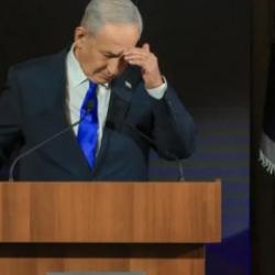 Netanyahu'ya büyük şok! Mecliste 'utan' sloganları! Terk etmek zorunda kaldı