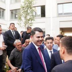Bakan Kurum Malatya’da depremzede aileye misafir oldu
